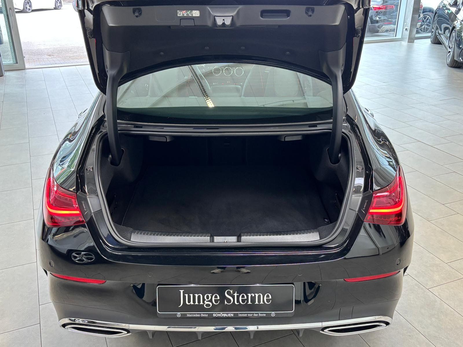 Fahrzeugabbildung Mercedes-Benz CLA 220 d Coupé AMG PREMIUM+CARPLAY+VZ+KEYLESS