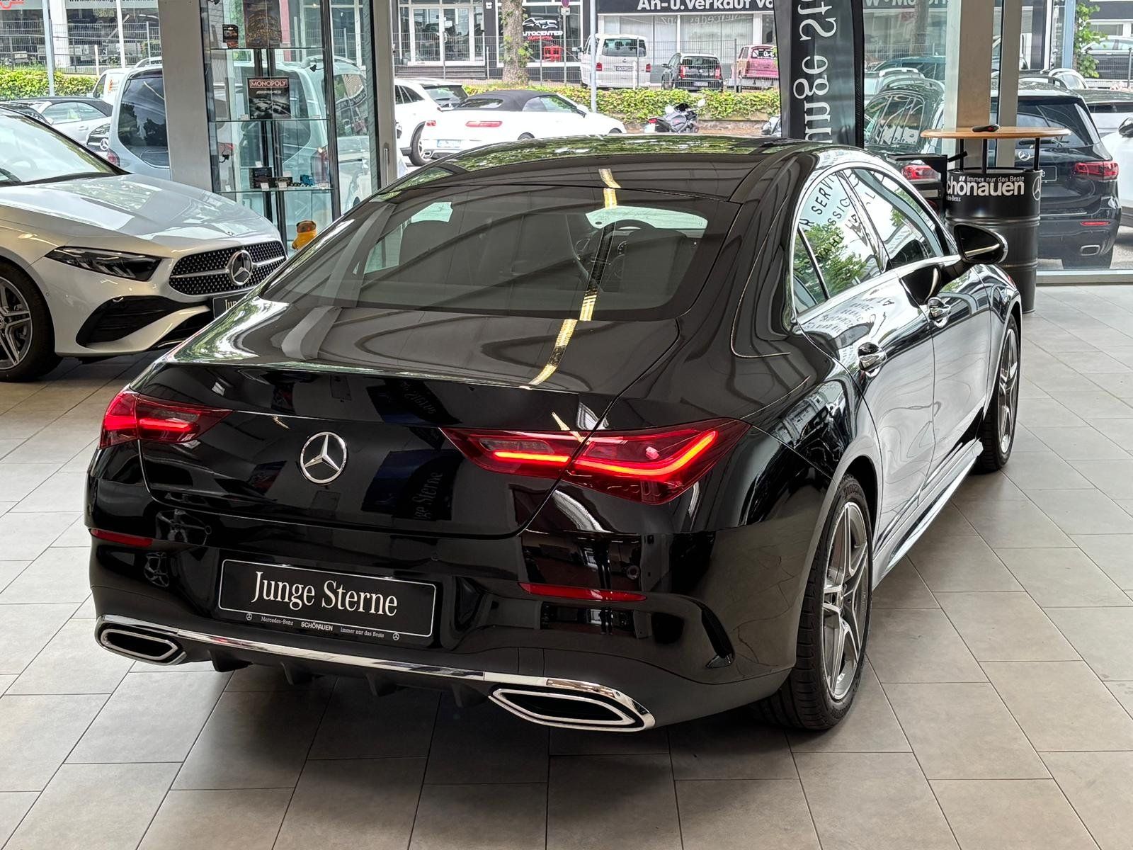 Fahrzeugabbildung Mercedes-Benz CLA 220 d Coupé AMG PREMIUM+CARPLAY+VZ+KEYLESS