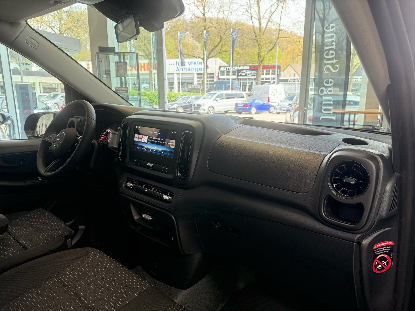 Fahrzeugabbildung Mercedes-Benz Vito 114 CDI Tourer PRO Lang SCHULBUS+9-S+MBUX
