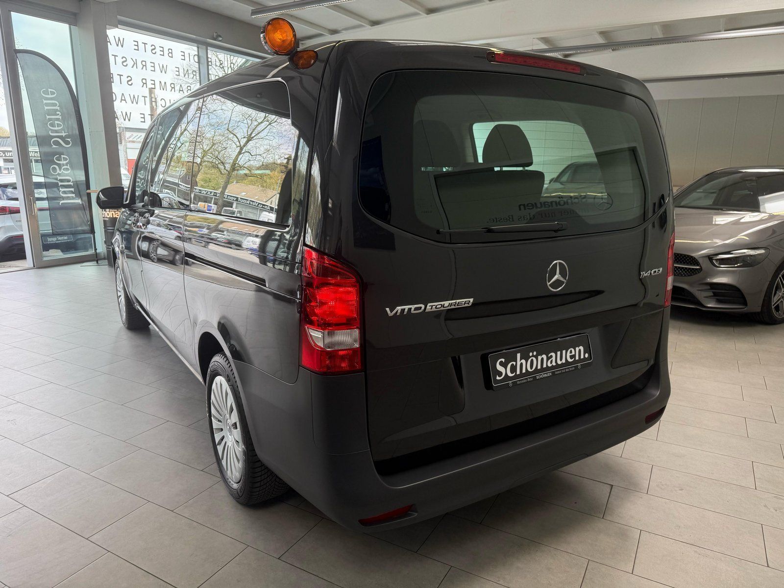 Fahrzeugabbildung Mercedes-Benz Vito 114 CDI Tourer PRO Lang SCHULBUS+9-S+MBUX