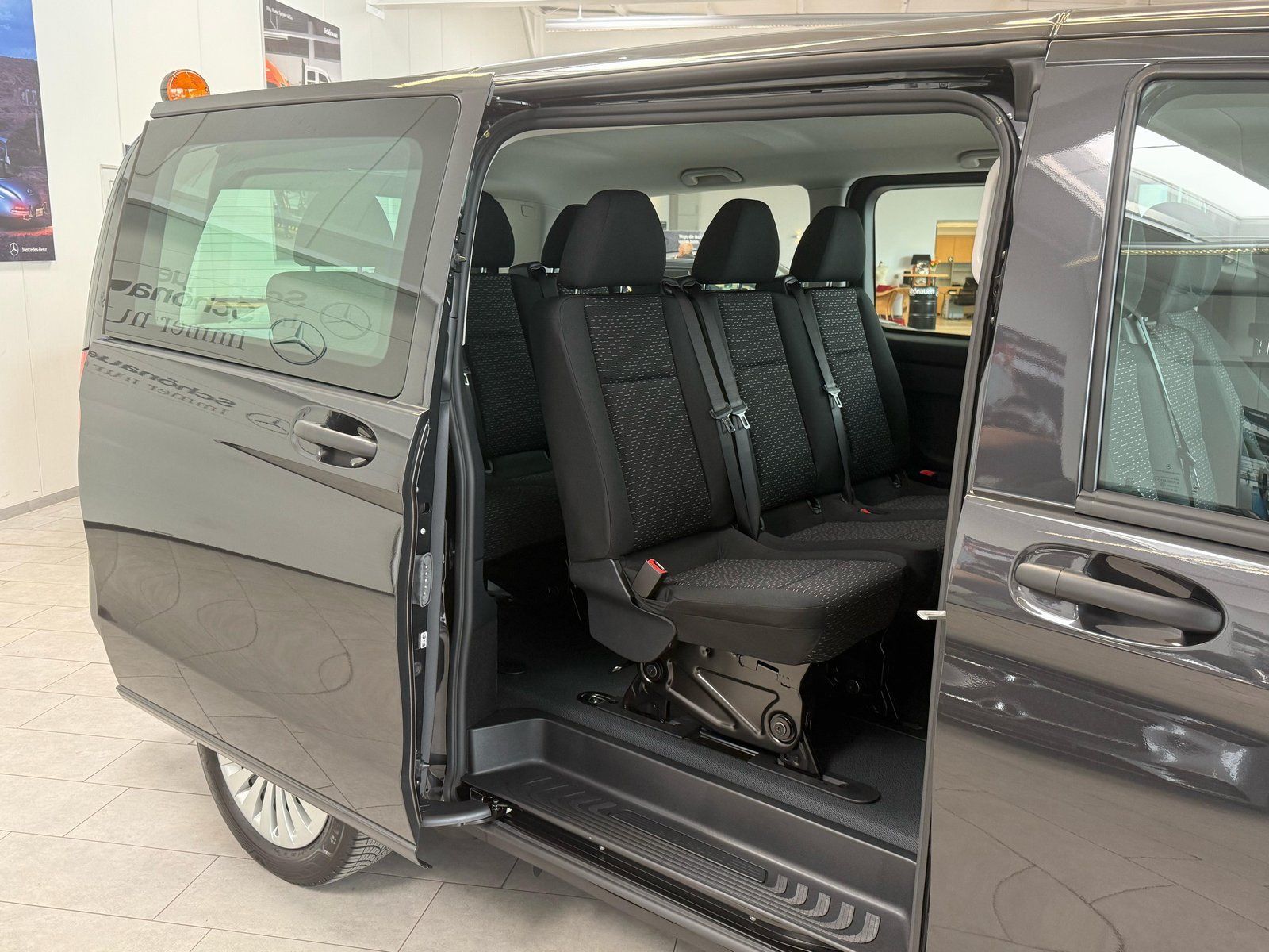 Fahrzeugabbildung Mercedes-Benz Vito 114 CDI Tourer PRO Lang SCHULBUS+9-S+MBUX