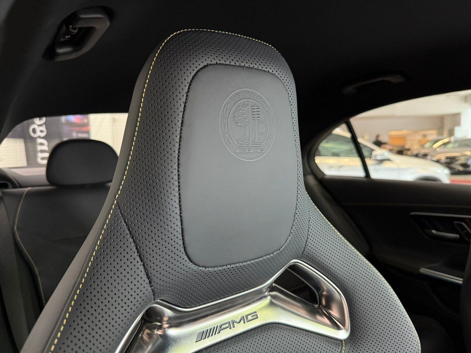 Fahrzeugabbildung Mercedes-Benz C 63 S E CARBON+MAGNO+AERO+DRIVERS PACK+NIGHT II