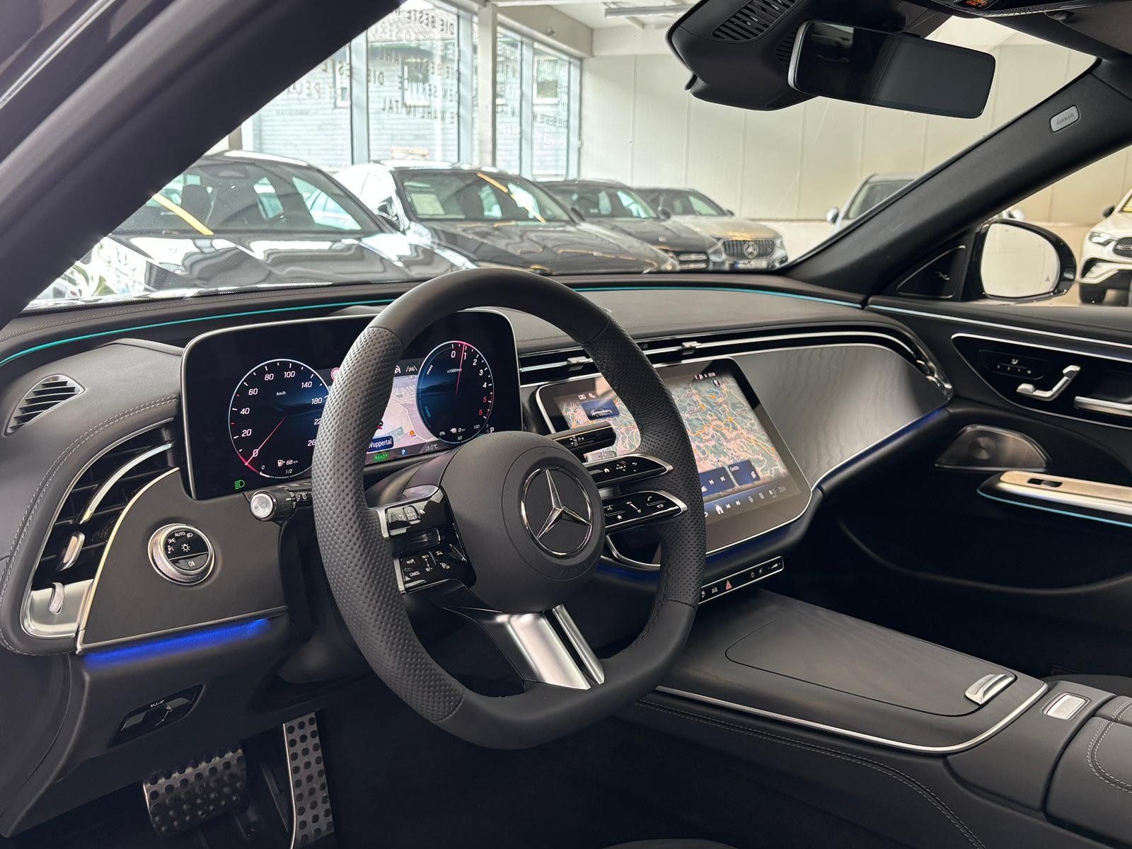 Fahrzeugabbildung Mercedes-Benz E 300 de 4M T AMG PANO+HUD+BURM+DIGI+AHK+20"