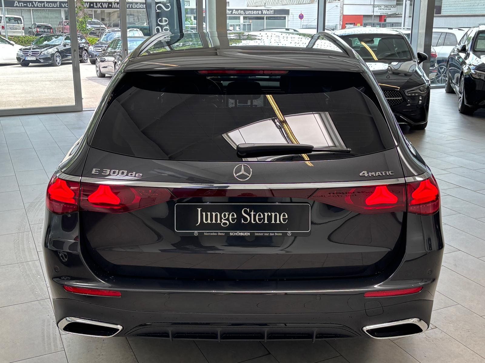 Fahrzeugabbildung Mercedes-Benz E 300 de 4M T AMG PANO+HUD+BURM+DIGI+AHK+20"