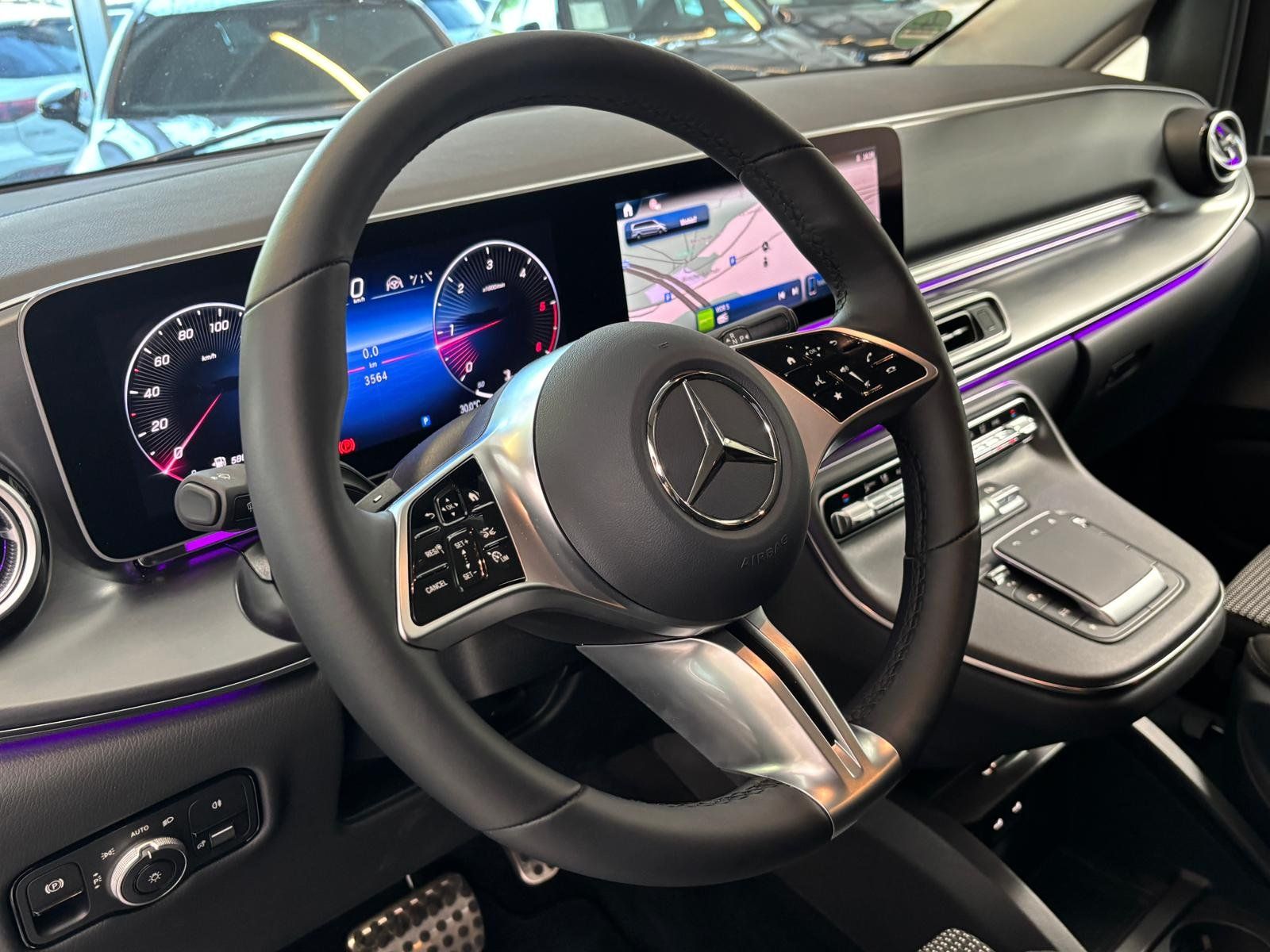 Fahrzeugabbildung Mercedes-Benz V 250 d STYLE Lang AHK+MBEAM+7SITZ+DISTR+THERMOT