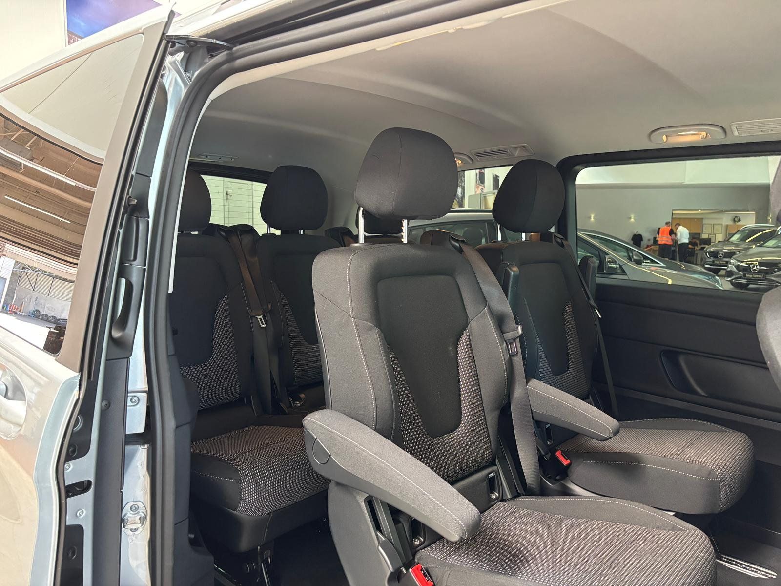 Fahrzeugabbildung Mercedes-Benz V 250 d STYLE Lang AHK+MBEAM+7SITZ+DISTR+THERMOT