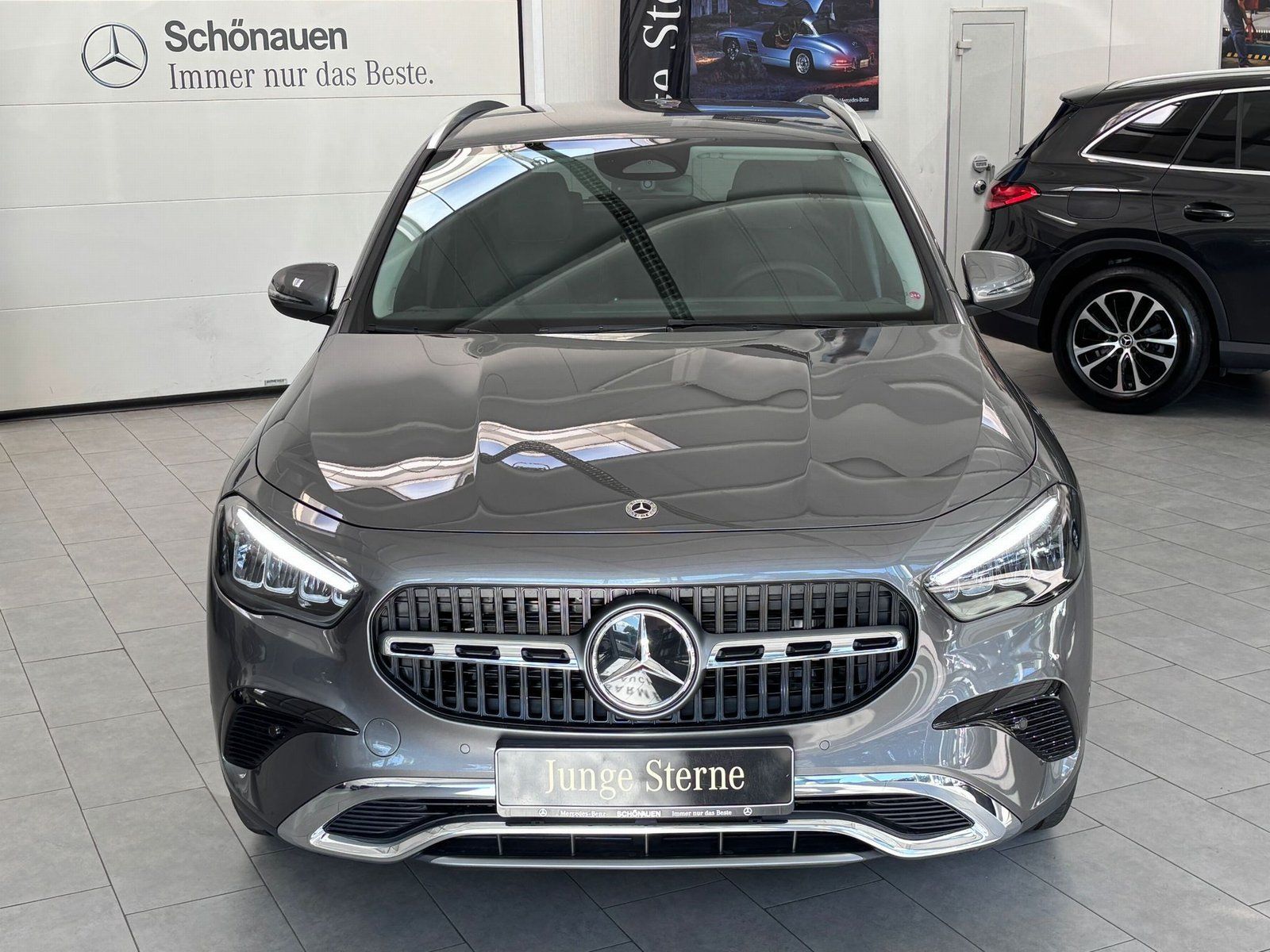 Fahrzeugabbildung Mercedes-Benz GLA 180 PROGRESSIVE ADVANCED+VOLLDIGI+PRIVACY