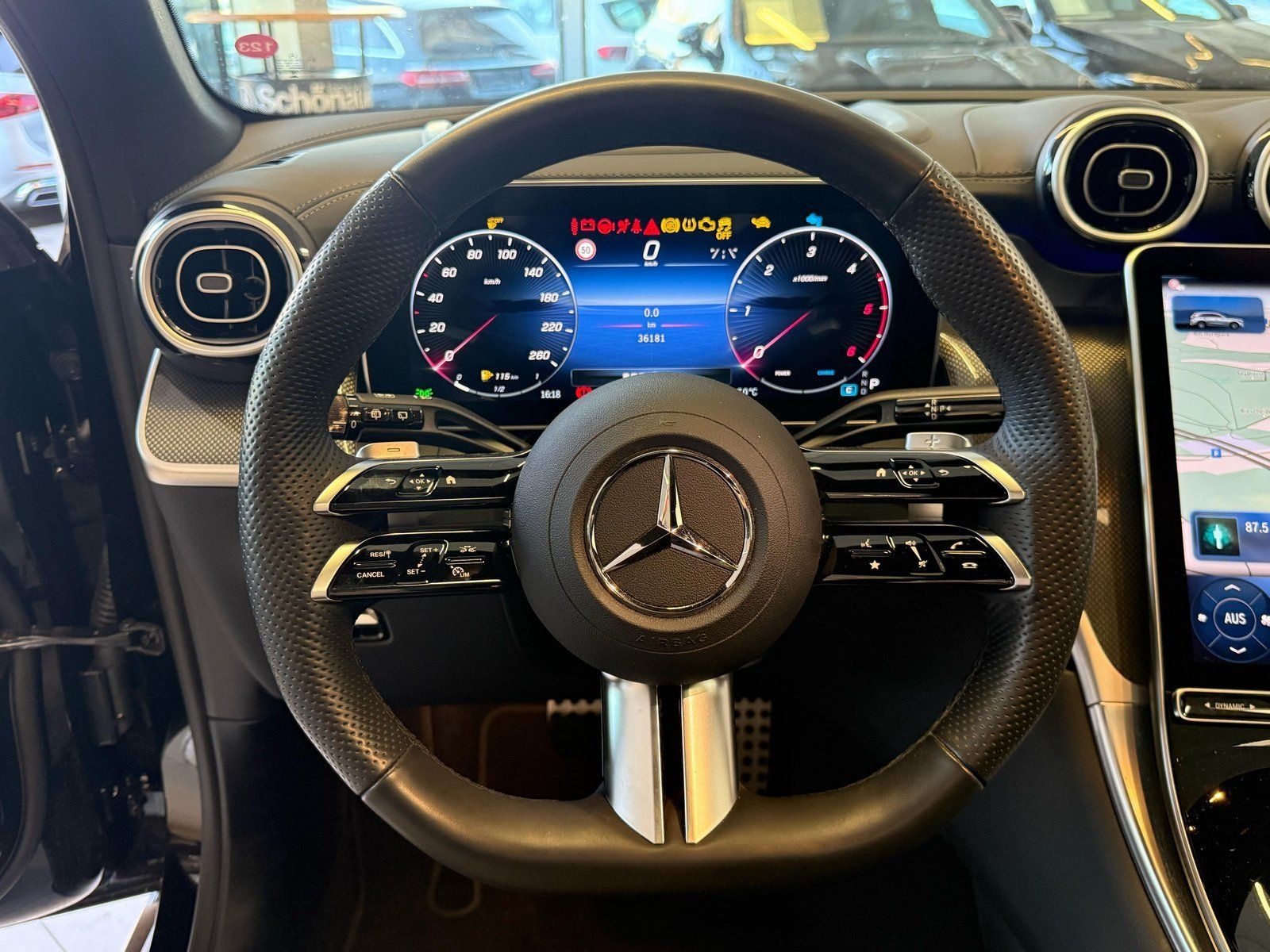 Fahrzeugabbildung Mercedes-Benz GLC 220 d 4M AMG AIRMATIC+HUD+BURM+MEMO+20+NIGHT