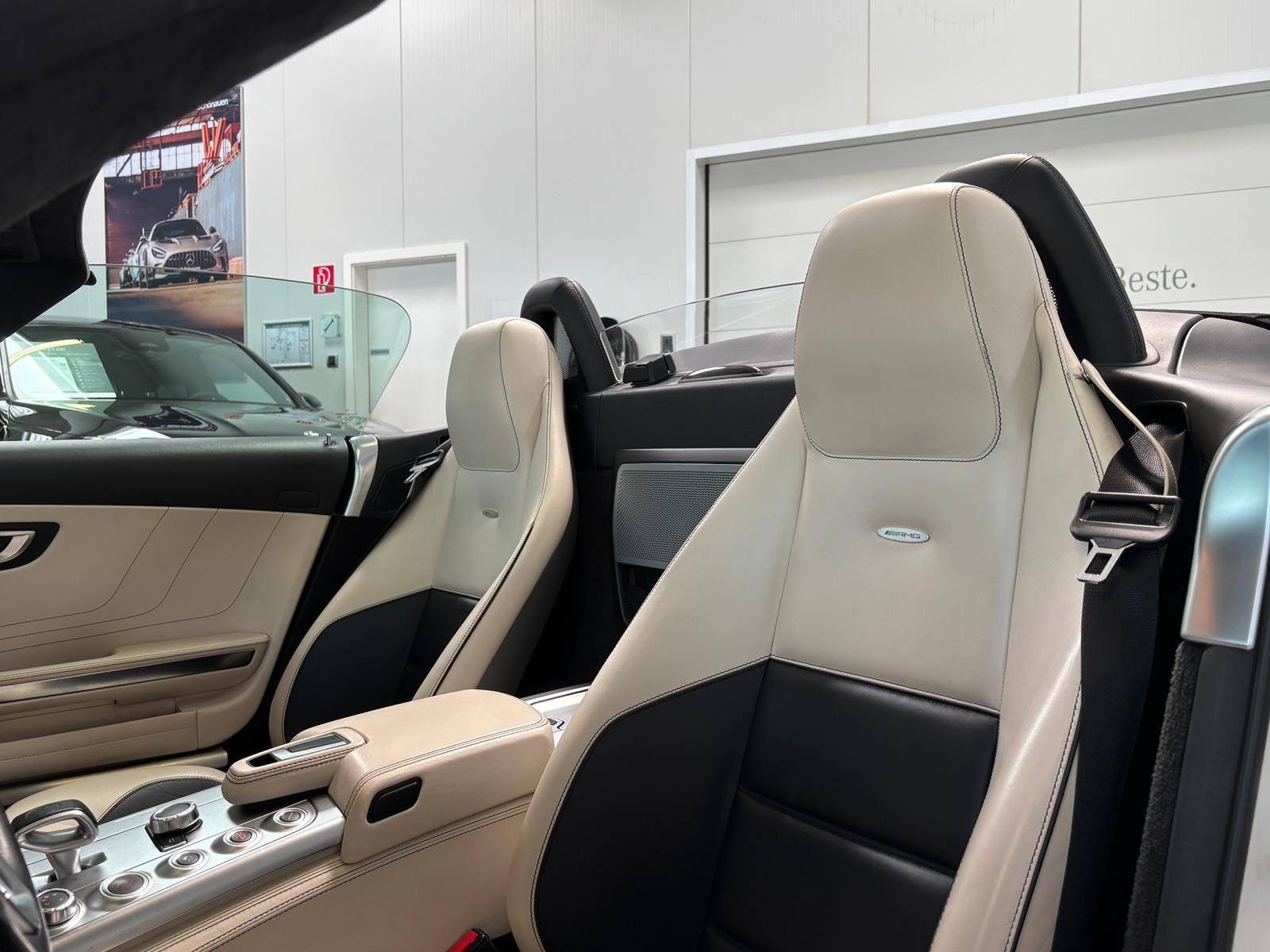 Fahrzeugabbildung Mercedes-Benz SLS AMG Roadster DESIGNO+B&O+EX SCHWEIZ