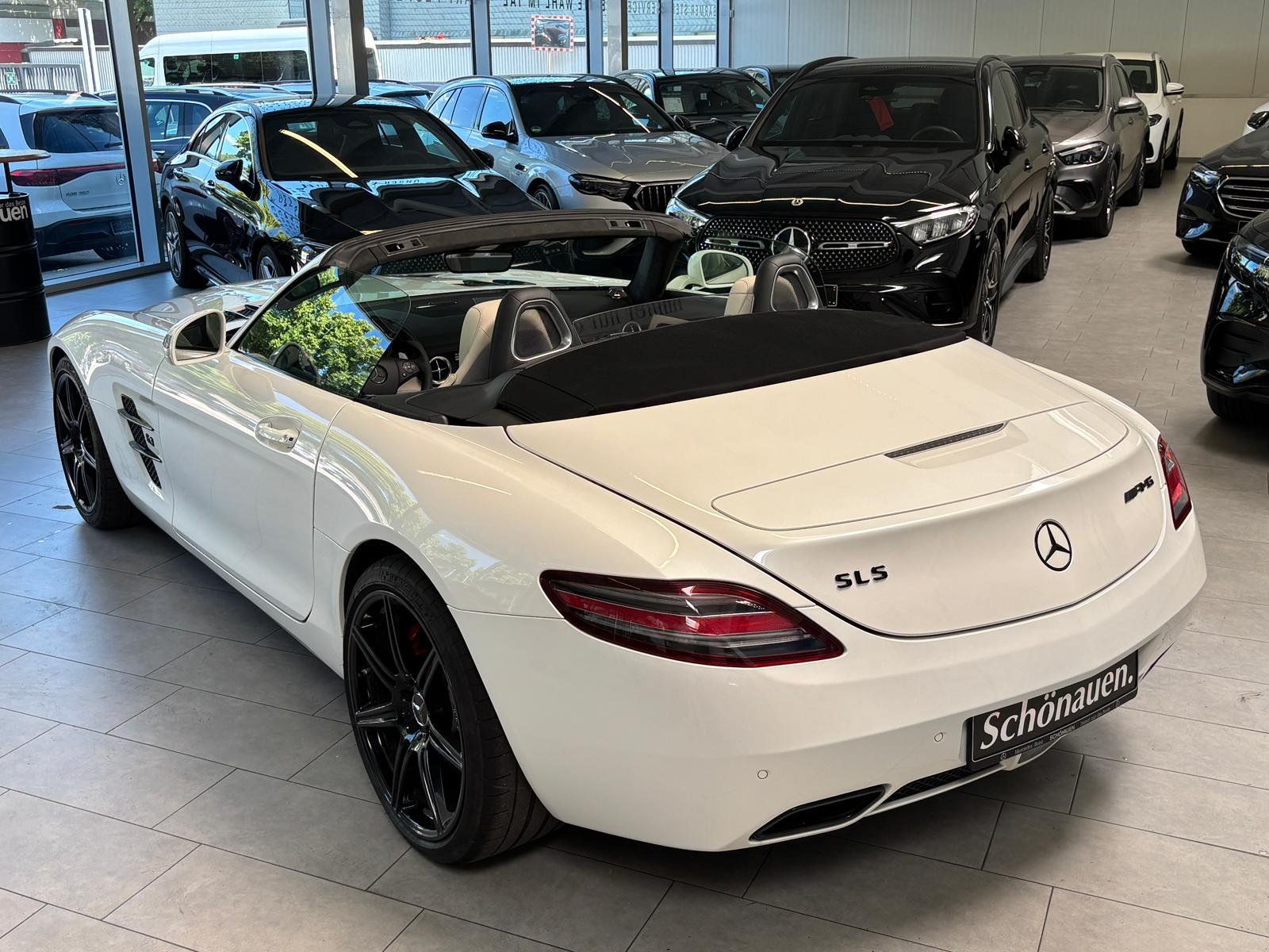 Fahrzeugabbildung Mercedes-Benz SLS AMG Roadster DESIGNO+B&O+EX SCHWEIZ