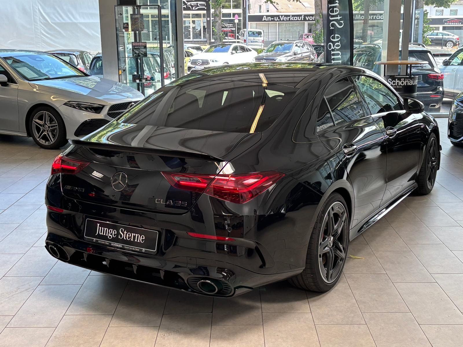 Fahrzeugabbildung Mercedes-Benz Mercedes-AMG CLA 35 4M Coupé AERO+PANO+BURM+BEAM