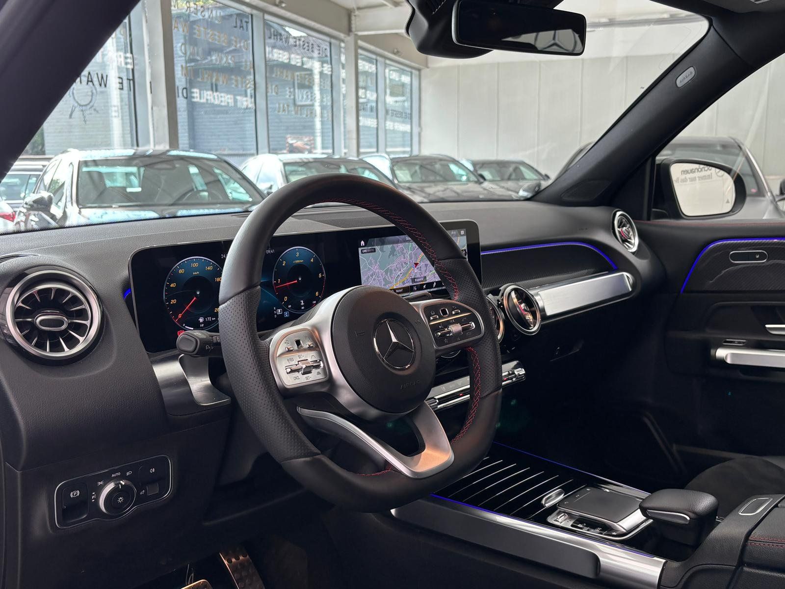 Fahrzeugabbildung Mercedes-Benz GLB 220 d 4M AMG+PANO+AHK+20"+MBEAM+360°+DISTRO