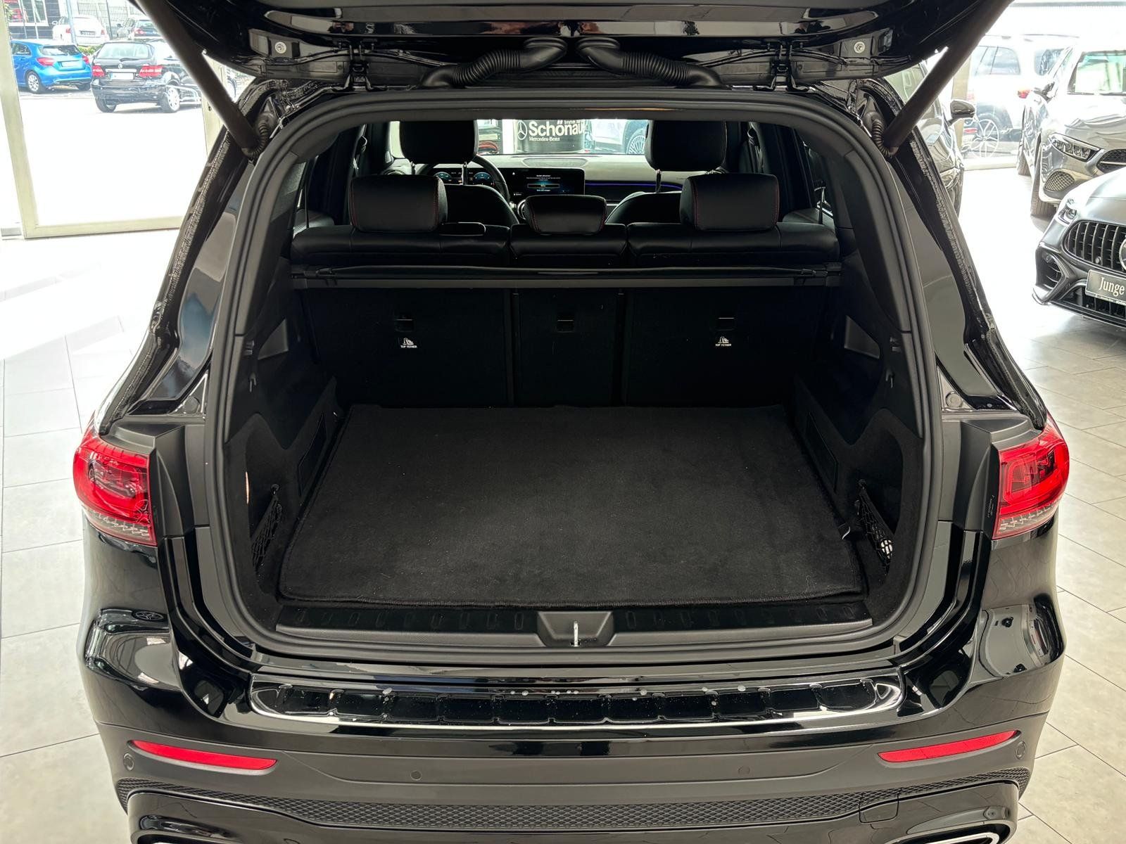 Fahrzeugabbildung Mercedes-Benz GLB 220 d 4M AMG+PANO+AHK+20"+MBEAM+360°+DISTRO