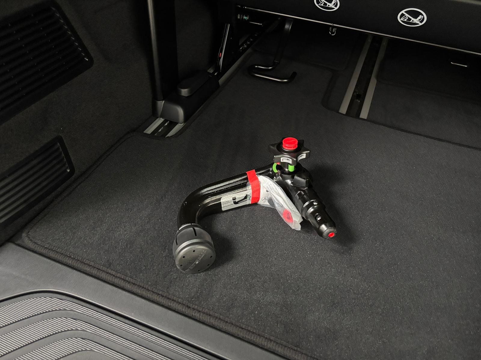 Fahrzeugabbildung Mercedes-Benz Vito 124 CDI Tourer SELECT AIRMAT+PANO+MEMO+ETÜR