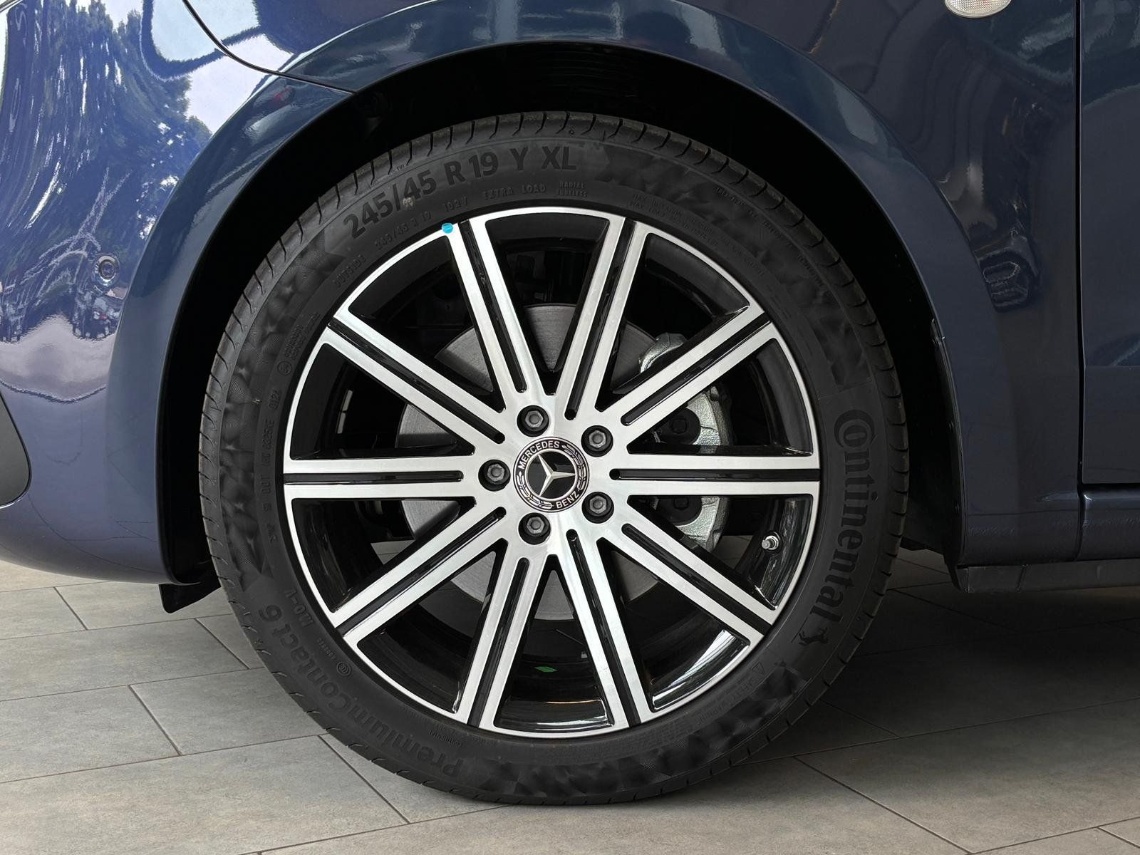 Fahrzeugabbildung Mercedes-Benz Vito 124 CDI Tourer SELECT AIRMAT+PANO+MEMO+ETÜR