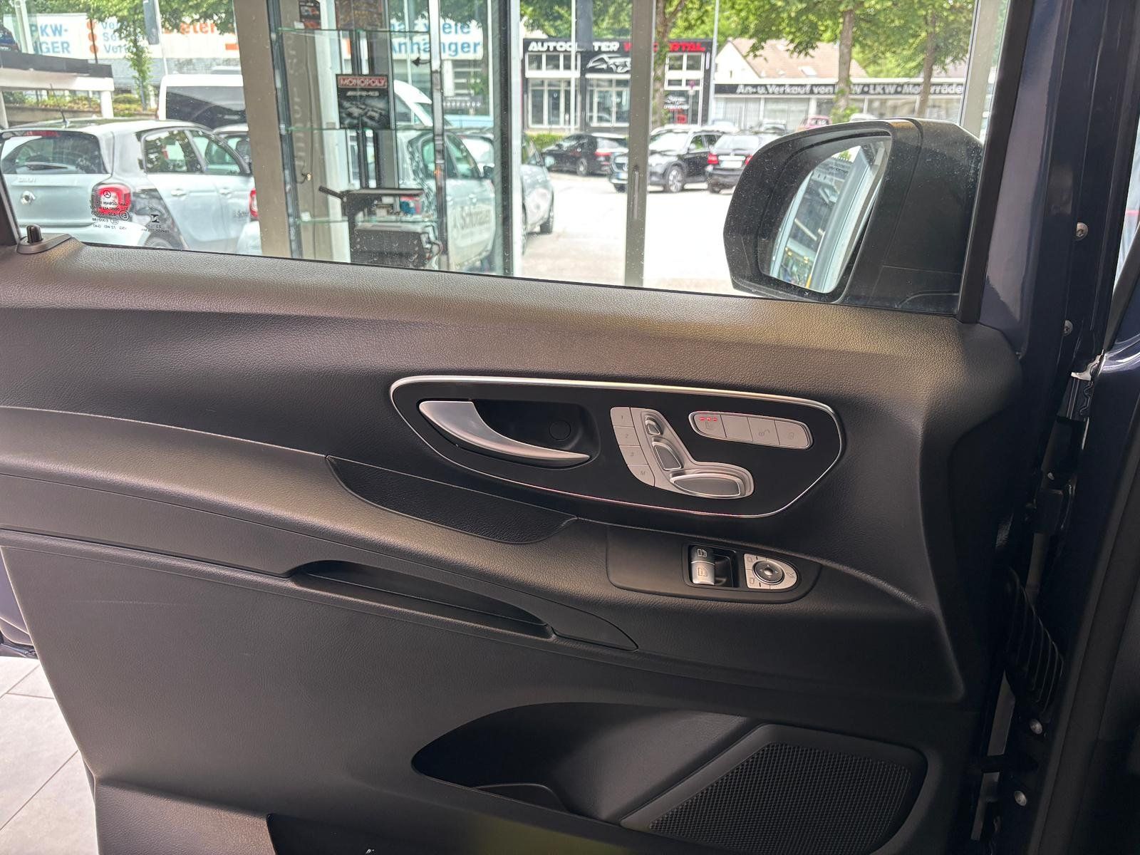 Fahrzeugabbildung Mercedes-Benz Vito 124 CDI Tourer SELECT AIRMAT+PANO+MEMO+ETÜR