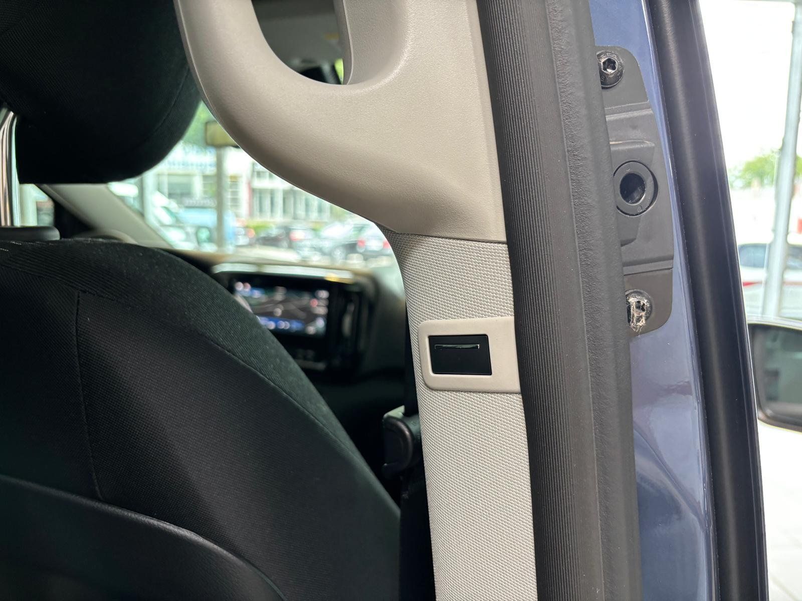 Fahrzeugabbildung Mercedes-Benz Vito 124 CDI Tourer SELECT AIRMAT+PANO+MEMO+ETÜR