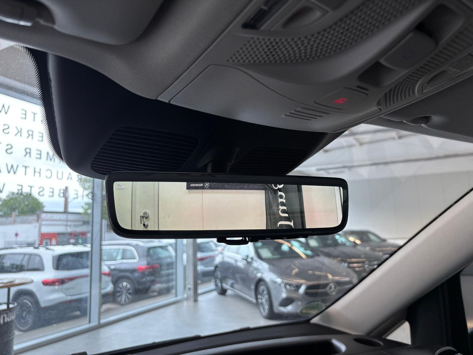 Fahrzeugabbildung Mercedes-Benz Vito 124 CDI Tourer SELECT AIRMAT+PANO+MEMO+ETÜR