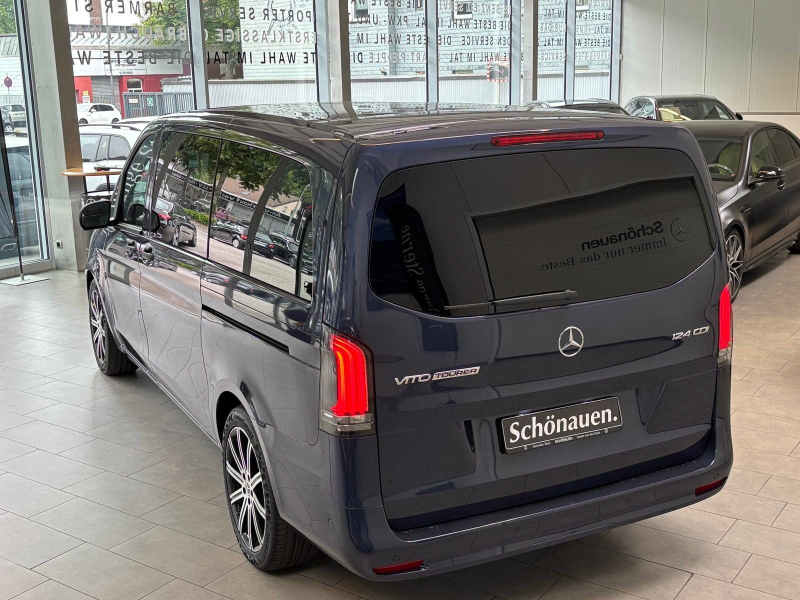 Fahrzeugabbildung Mercedes-Benz Vito 124 CDI Tourer SELECT AIRMAT+PANO+MEMO+ETÜR