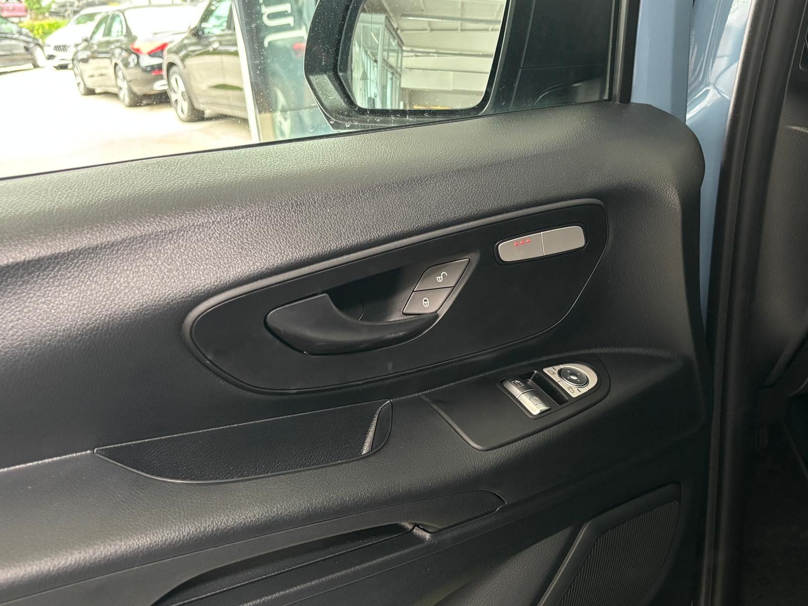 Fahrzeugabbildung Mercedes-Benz Vito 114 CDI KA Lang MBUX+AHK+KAMERA+KLIMA