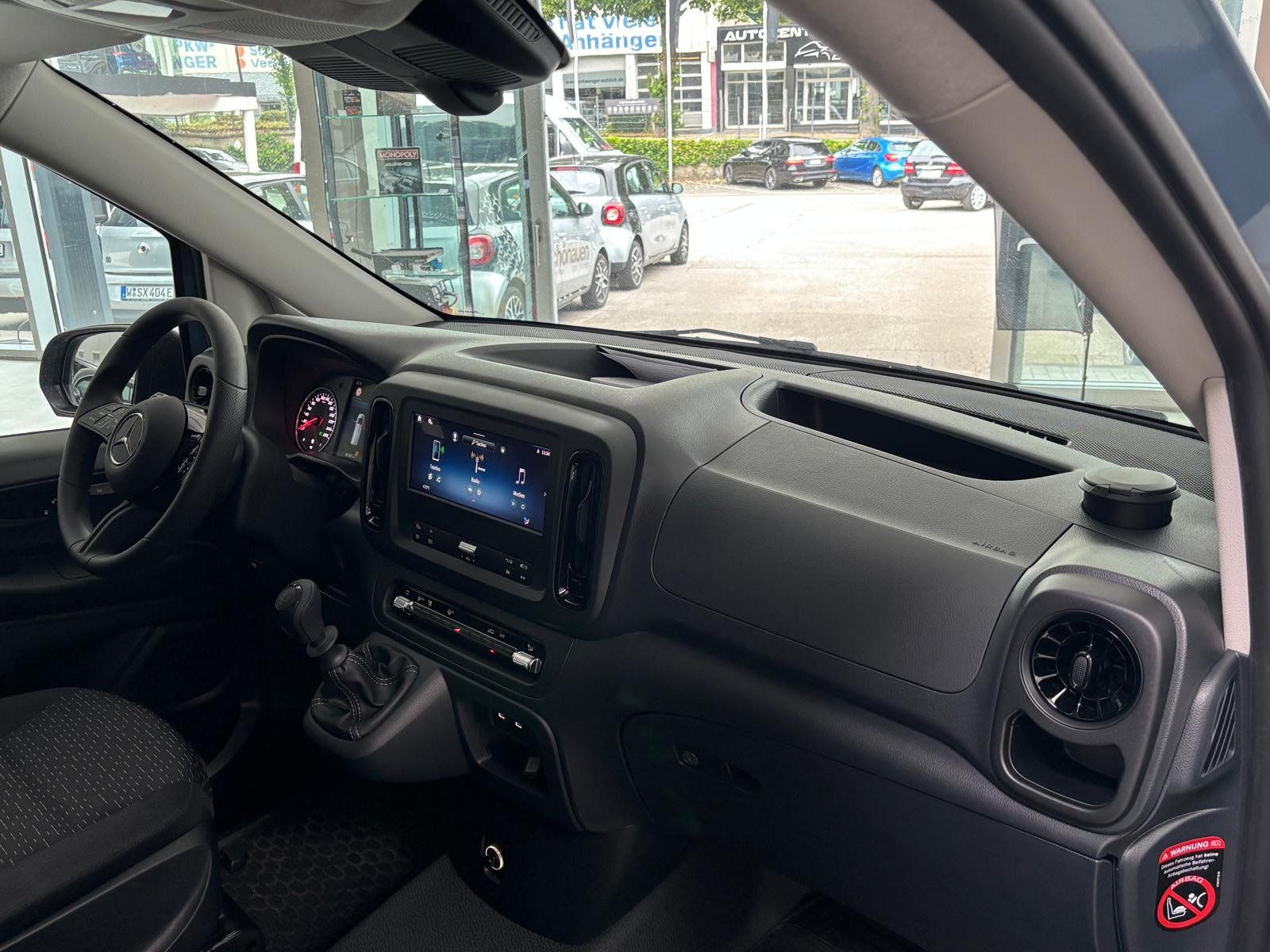 Fahrzeugabbildung Mercedes-Benz Vito 114 CDI KA Lang MBUX+AHK+KAMERA+KLIMA