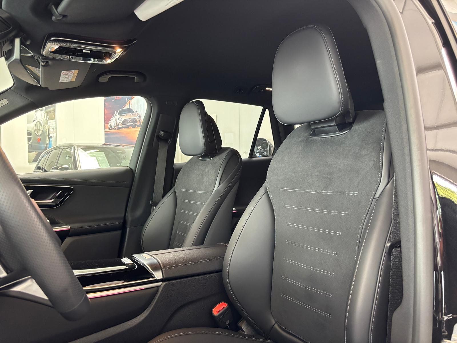 Fahrzeugabbildung Mercedes-Benz GLC 200 4M AMG PREMIUM+20"+360+DIGITAL+MEMO+KEYL