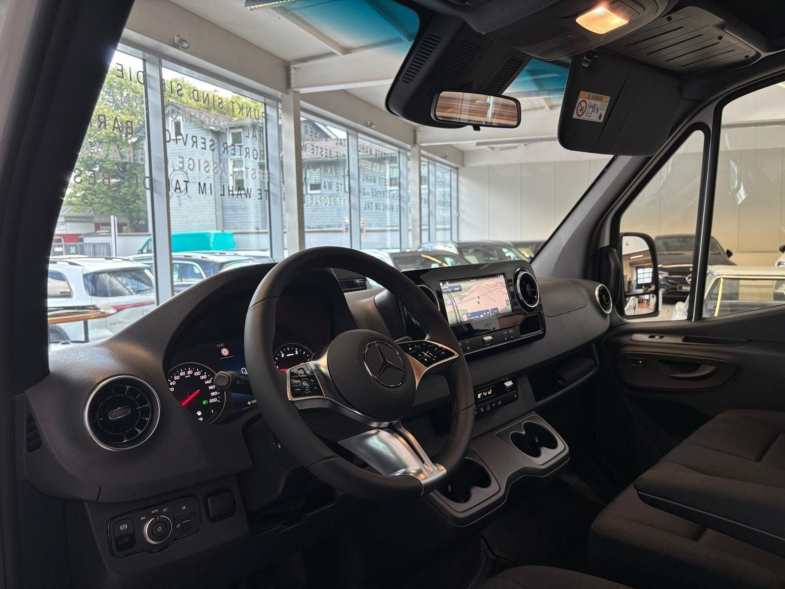 Fahrzeugabbildung Mercedes-Benz Sprinter 317 CDI PRO 3665 9GTRONIC+AHK+LED+NAVI