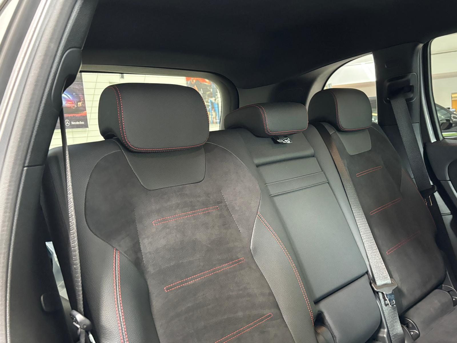 Fahrzeugabbildung Mercedes-Benz EQB 300 4M AMG+MEMORY+KAMERA+LED+TOTW+CARPLAY