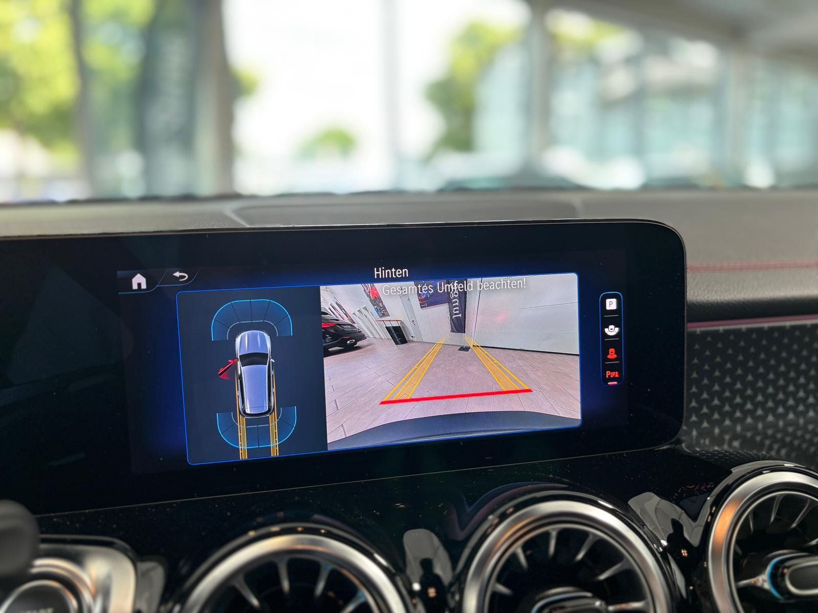 Fahrzeugabbildung Mercedes-Benz EQB 300 4M AMG+MEMORY+KAMERA+LED+TOTW+CARPLAY