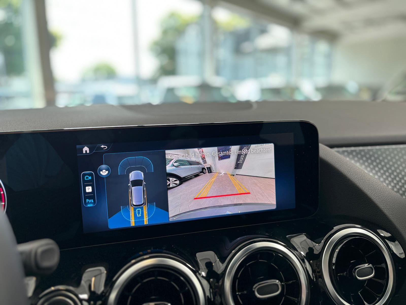 Fahrzeugabbildung Mercedes-Benz B 180 Progressive PANO+KAMERA+LED+CARPLAY+DAB