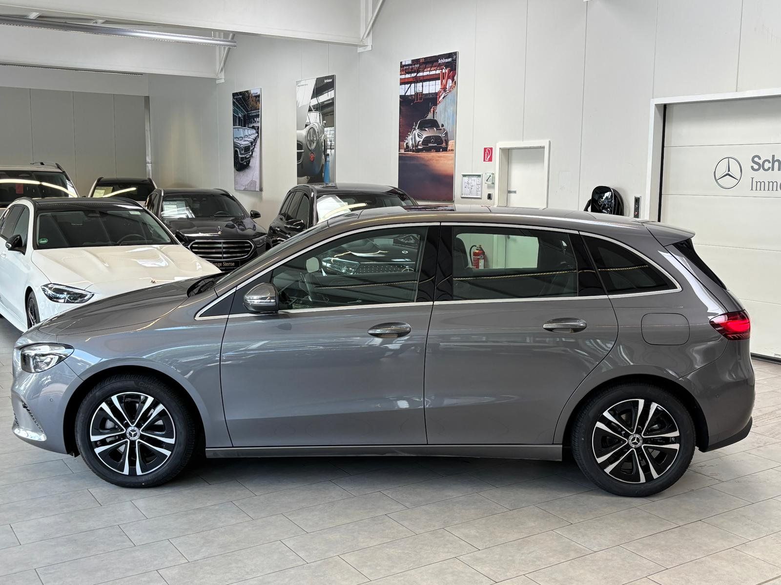 Fahrzeugabbildung Mercedes-Benz B 180 Progressive PANO+KAMERA+LED+CARPLAY+DAB