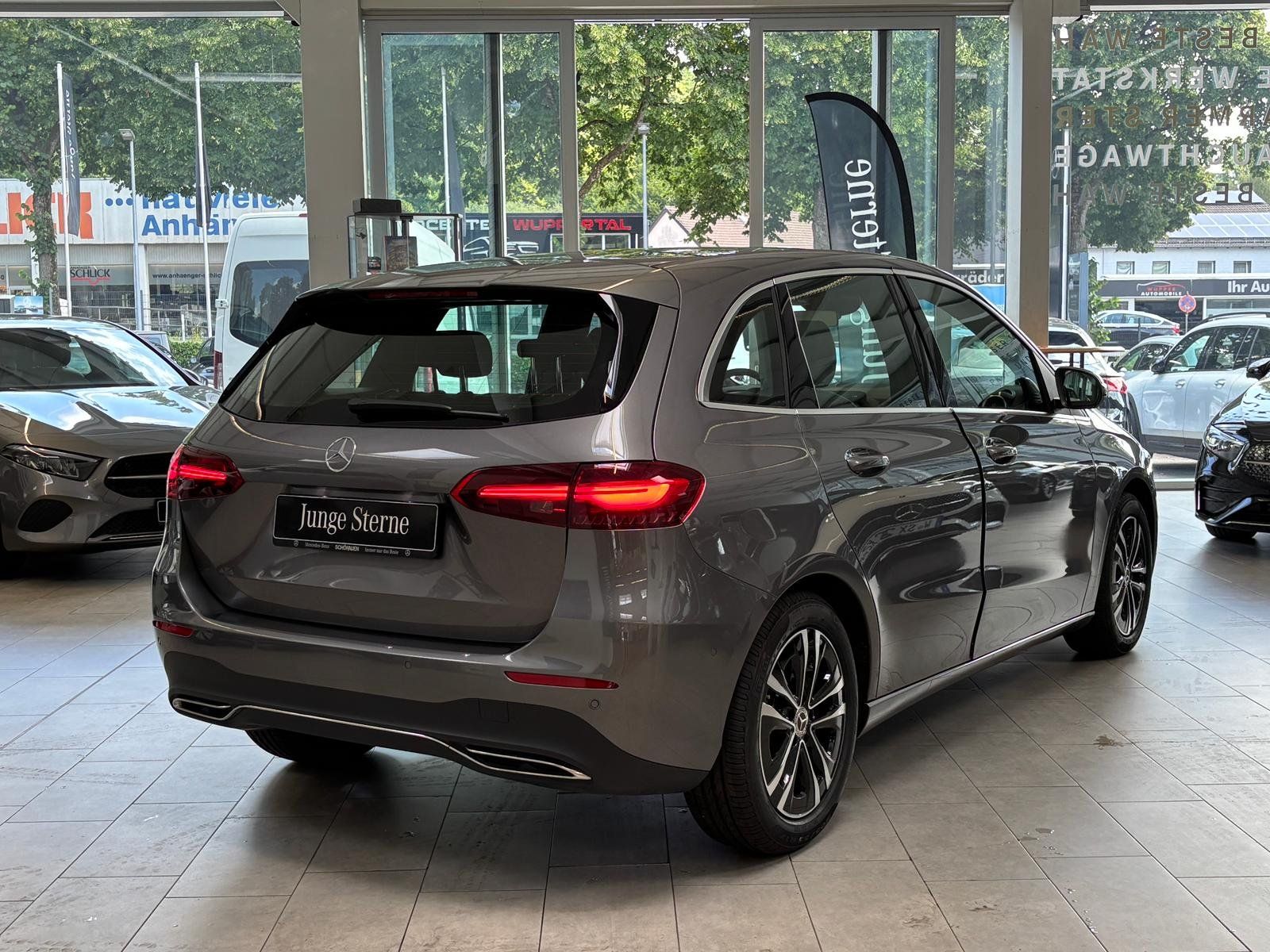 Fahrzeugabbildung Mercedes-Benz B 180 Progressive PANO+KAMERA+LED+CARPLAY+DAB