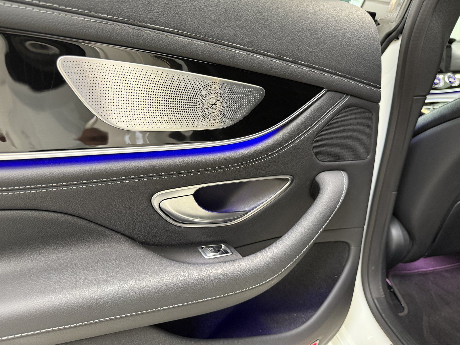Fahrzeugabbildung Mercedes-Benz GT 43 4M+ MBEAM+BURMES+NIGHT+SHD+KAMERA+20"+EDW