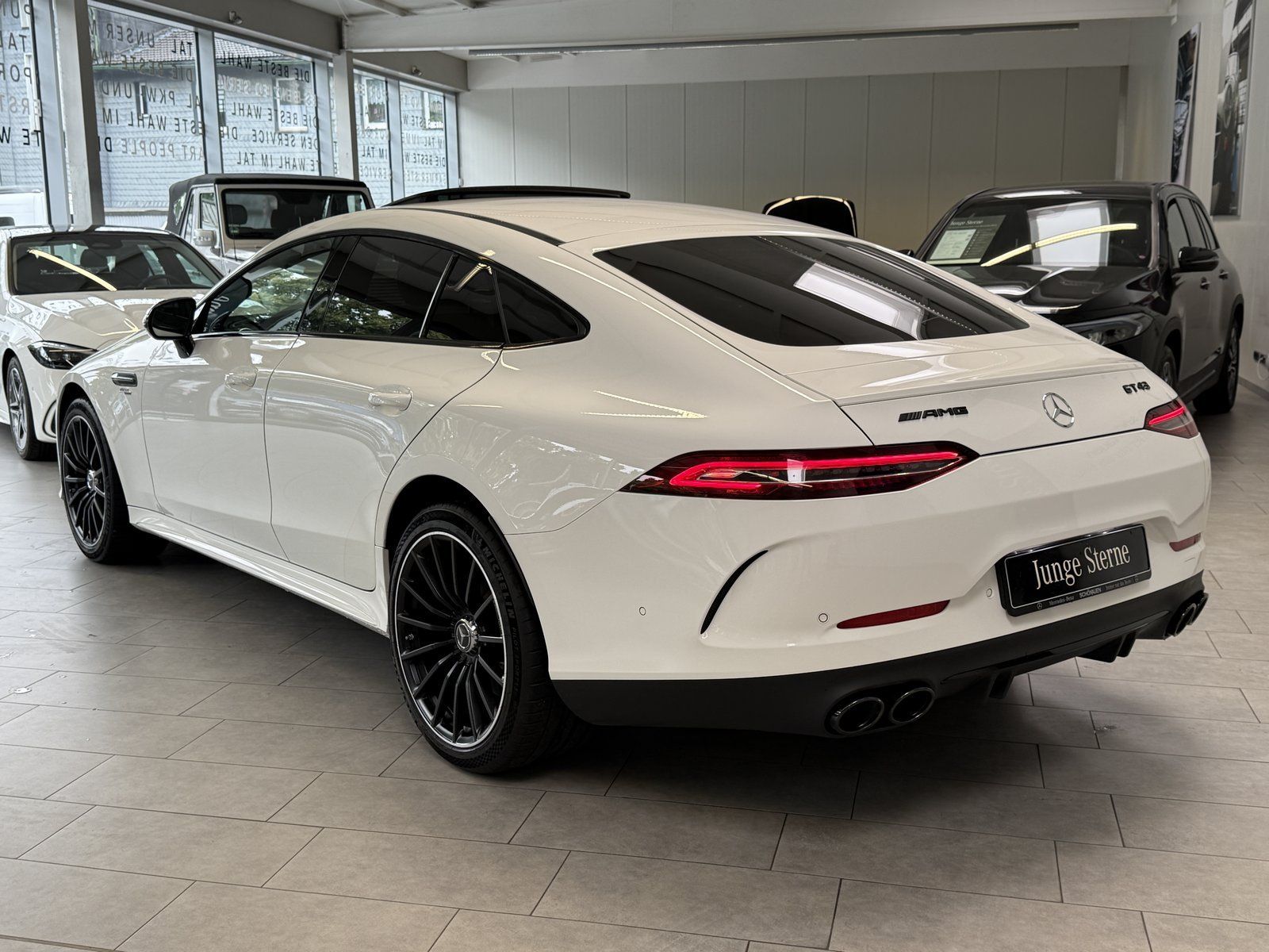 Fahrzeugabbildung Mercedes-Benz GT 43 4M+ MBEAM+BURMES+NIGHT+SHD+KAMERA+20"+EDW