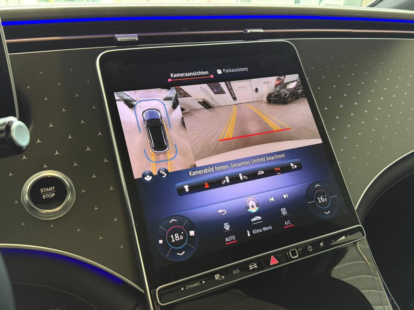 Fahrzeugabbildung Mercedes-Benz EQE 350 4M SUV AMG+AIRM+PANO+DISTR+DIGITAL+AHK