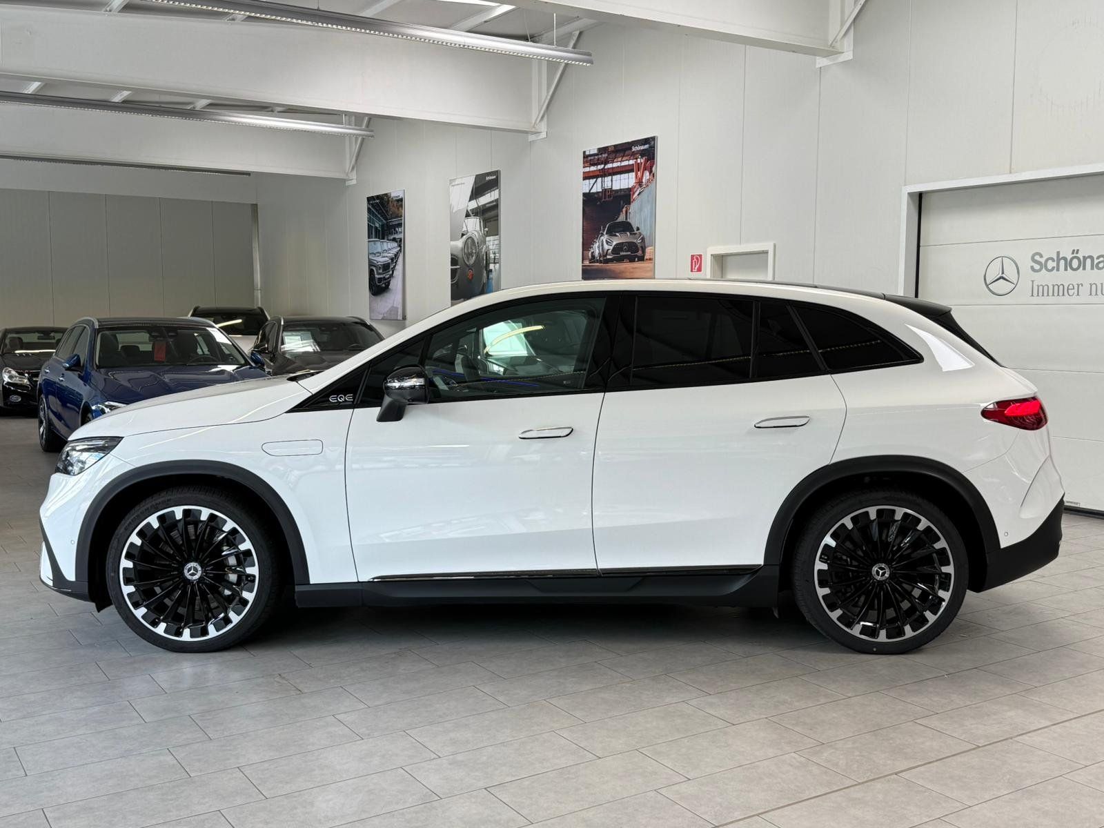 Fahrzeugabbildung Mercedes-Benz EQE 350 4M SUV AMG+AIRM+PANO+DISTR+DIGITAL+AHK