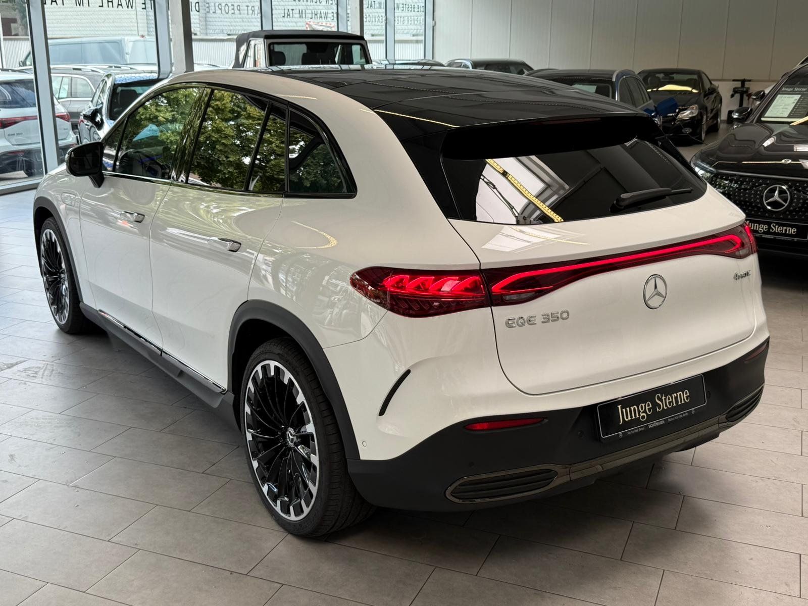 Fahrzeugabbildung Mercedes-Benz EQE 350 4M SUV AMG+AIRM+PANO+DISTR+DIGITAL+AHK