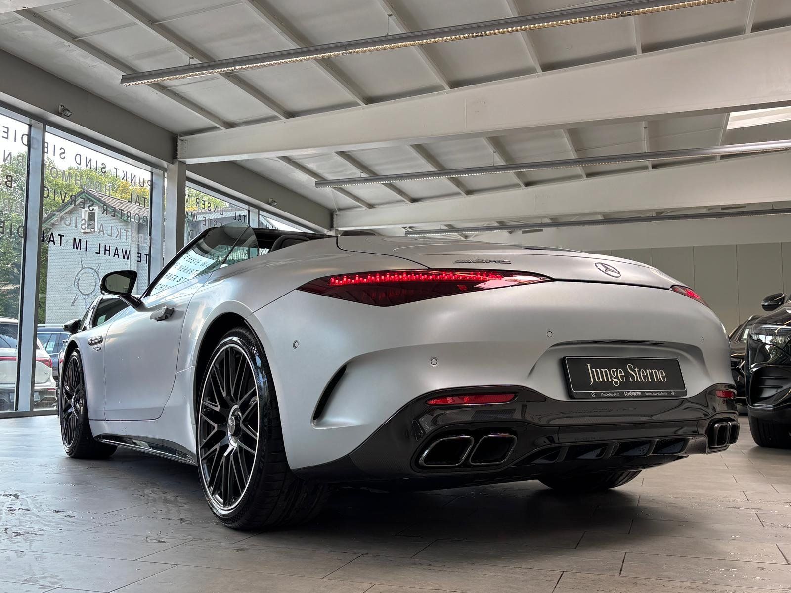 Fahrzeugabbildung Mercedes-Benz SL 63 4M+ CARBON+PERF.+HUD+BURM3D+DIGITAL+MEMORY