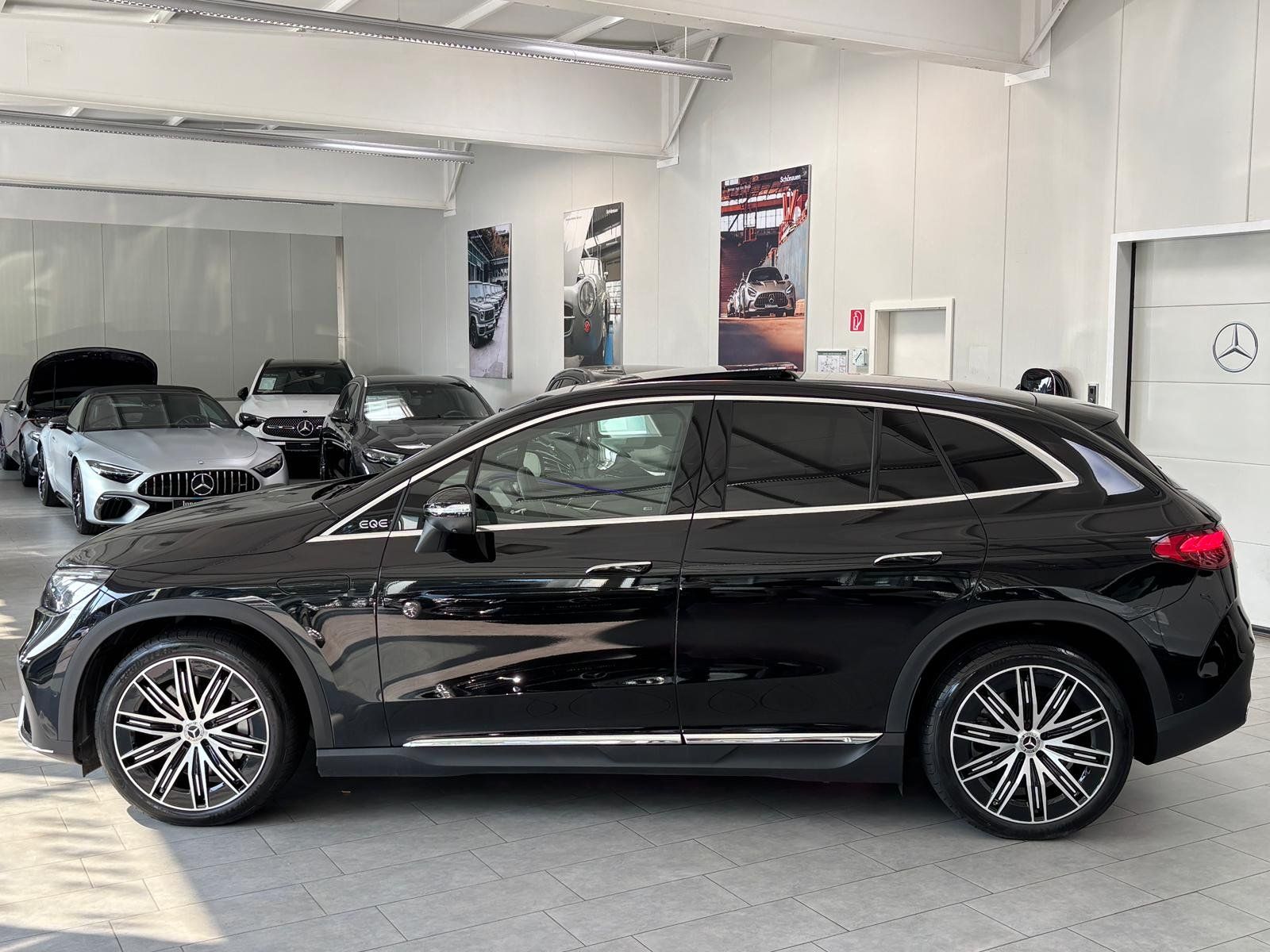 Fahrzeugabbildung Mercedes-Benz EQE 350 4M SUV AMG+AIRMATIC+HUD+PANO+BURM3D+AHK
