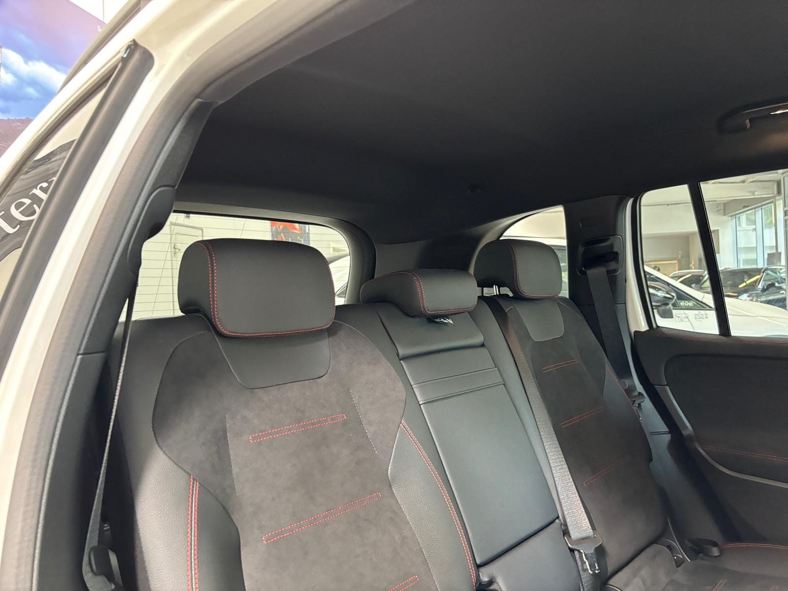 Fahrzeugabbildung Mercedes-Benz EQB 300 4M AMG+DISTR+HUD+BURM+MEMORY+NIGHT+360°