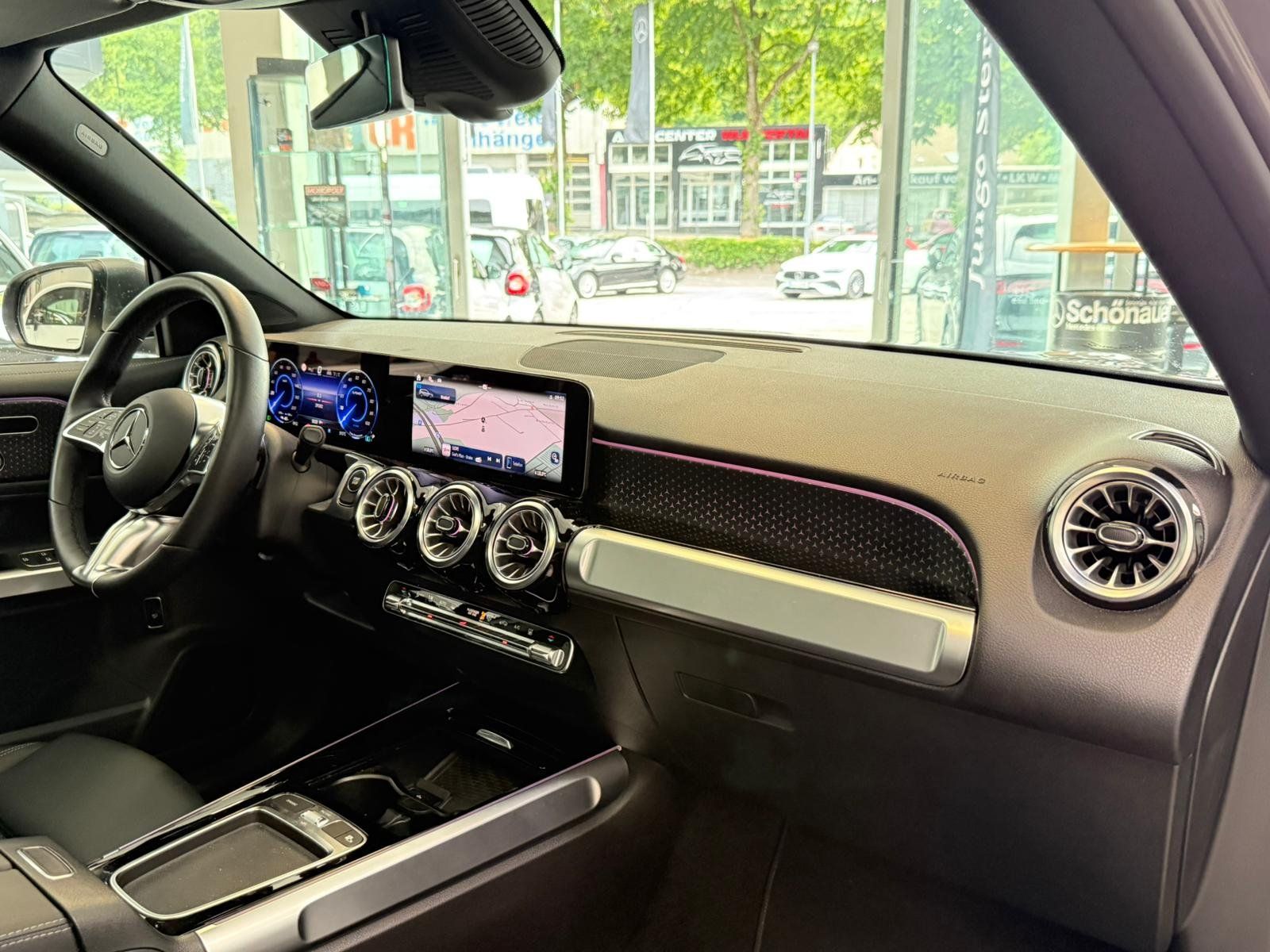 Fahrzeugabbildung Mercedes-Benz EQB 300 4M Progressive PANO+DISTR.+MEMORY+360°