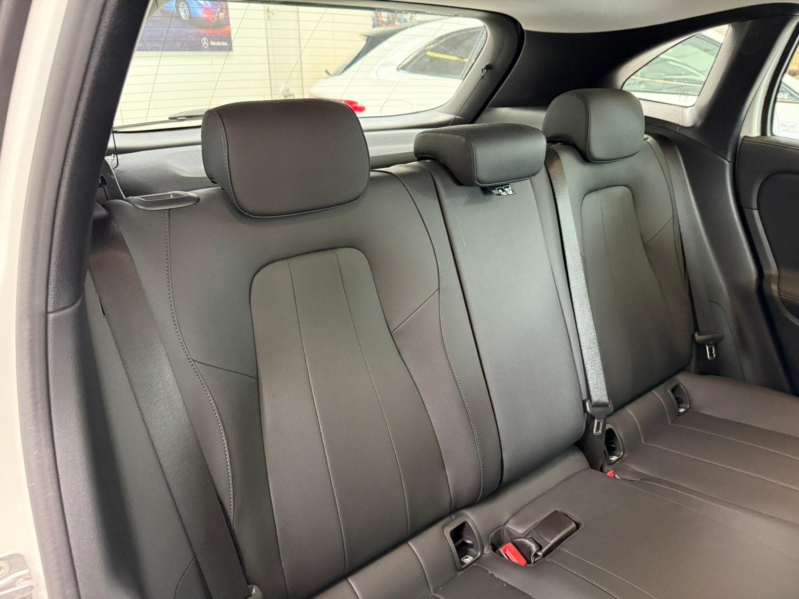 Fahrzeugabbildung Mercedes-Benz GLA 180 Progressive KAMERA+LED+EASYPACK+DAB