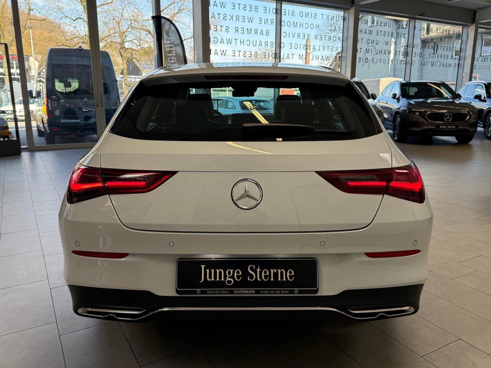 Fahrzeugabbildung Mercedes-Benz CLA 180 SB PROGRESSIVE ADV+CARPLAY+VZASSI+WINTER