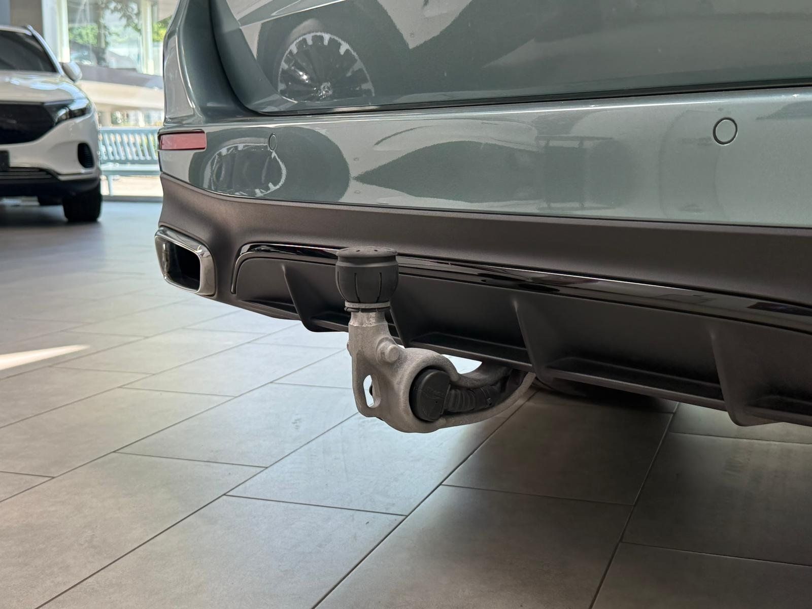 Fahrzeugabbildung Mercedes-Benz E 300 de 4M T AMG+AIRMATIC+PANO+DISTR+HUD+BURM4D