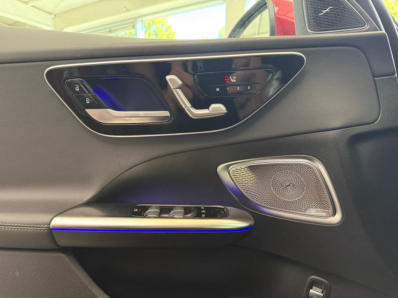 Fahrzeugabbildung Mercedes-Benz C 180 T FAP++STDHZ+HUD+BURMEST+PANO+360°+AHK
