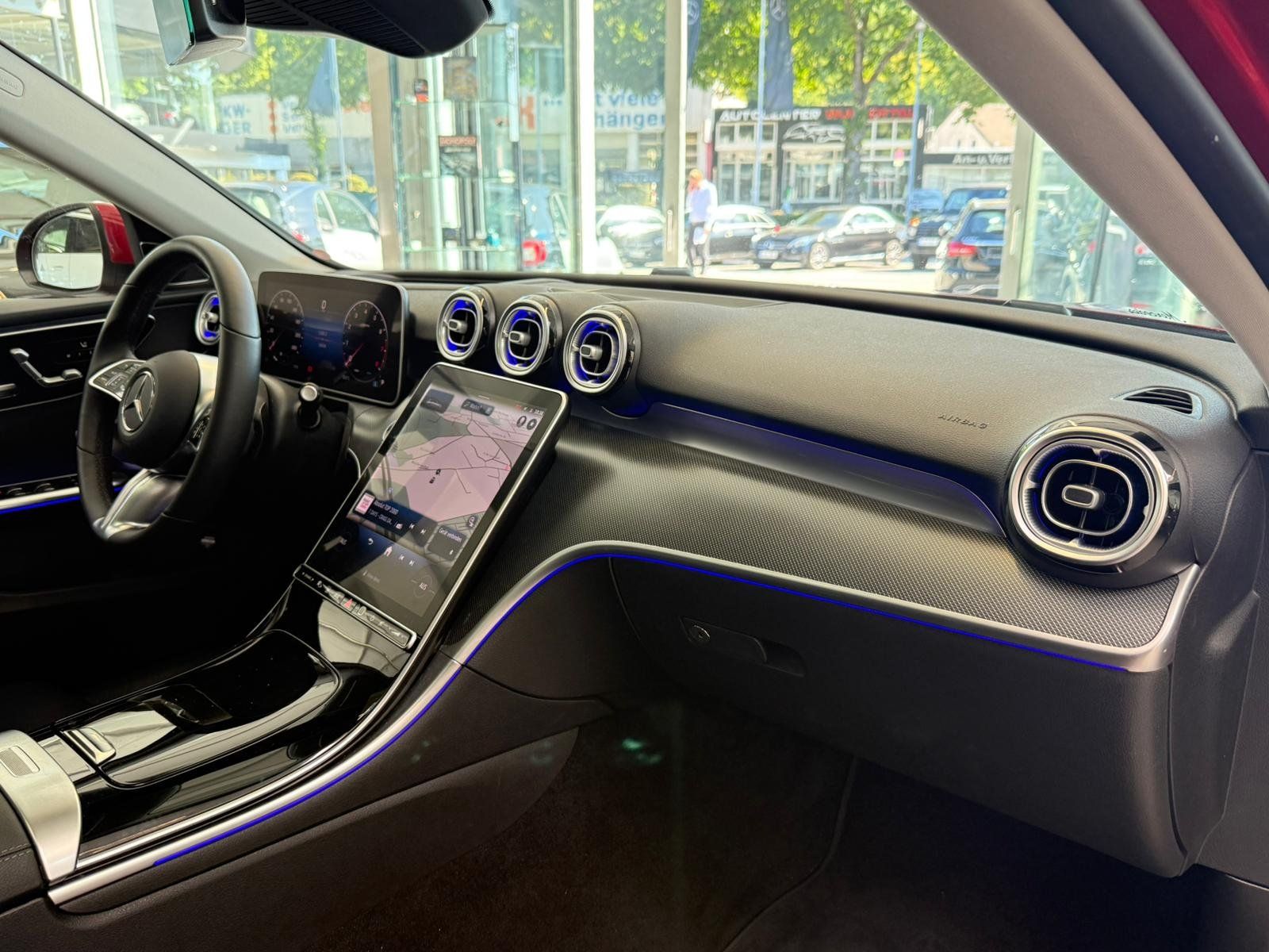 Fahrzeugabbildung Mercedes-Benz C 180 T FAP++STDHZ+HUD+BURMEST+PANO+360°+AHK