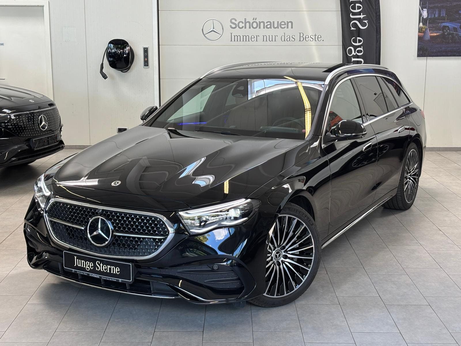 Fahrzeugabbildung Mercedes-Benz E 300 de T AMG LEDER BRAUN+3D+REMOTEP.+SUPERSC.
