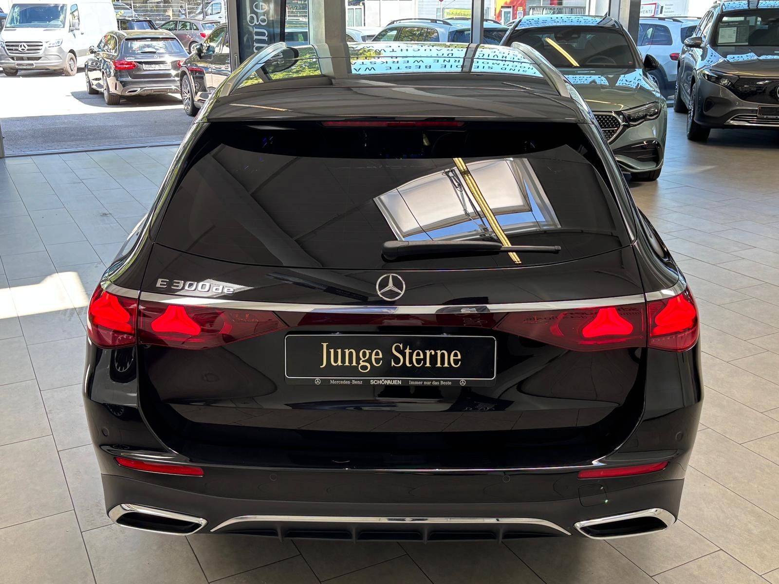 Fahrzeugabbildung Mercedes-Benz E 300 de T AMG LEDER BRAUN+3D+REMOTEP.+SUPERSC.