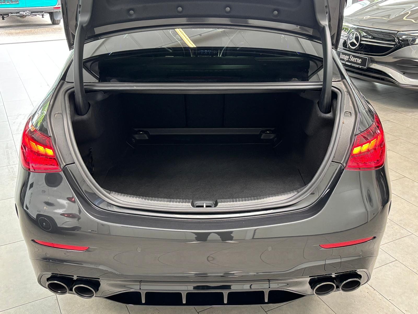 Fahrzeugabbildung Mercedes-Benz Mercedes-AMG C 43 4M PERF.SITZ+DRIVER+DYNAM+STHZ