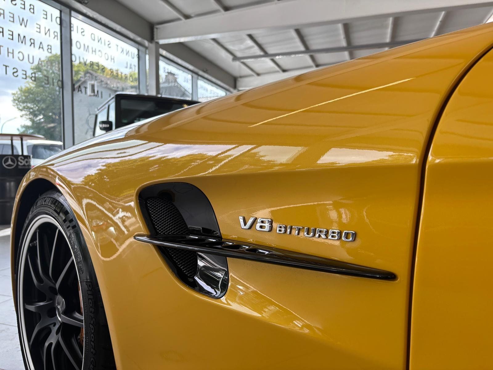 Fahrzeugabbildung Mercedes-Benz Mercedes-AMG GT R KERAMIK/BURMESTER/DISTRONIC